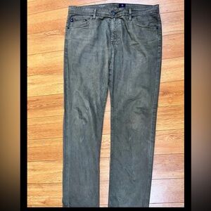 Adriano Goldshmied Men’s green denim Tailored leg size 38x34.